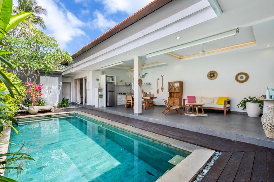 Tropical 2BR Villa with Private Pool Seminyak Villa in North Kuta