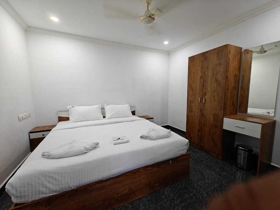 Bed, Bedroom, wardrobe
