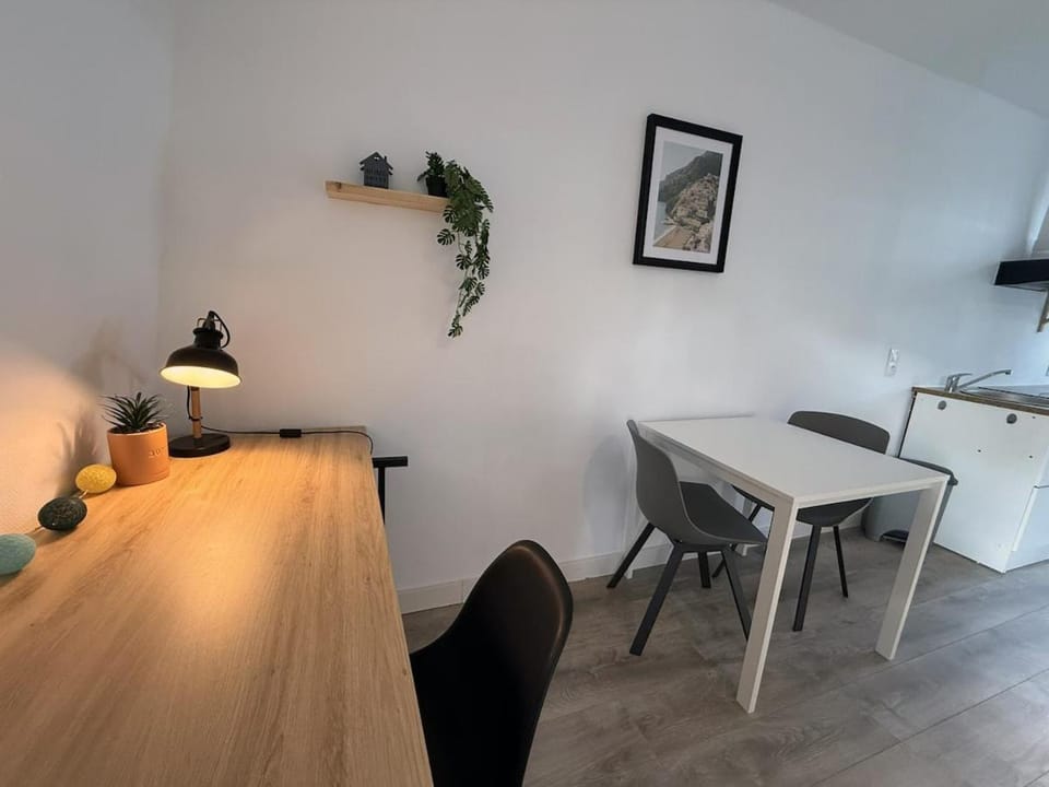 Le Cosy 2 - 2 Personnes - Proche du Centre-Ville Apartment in Valenciennes
