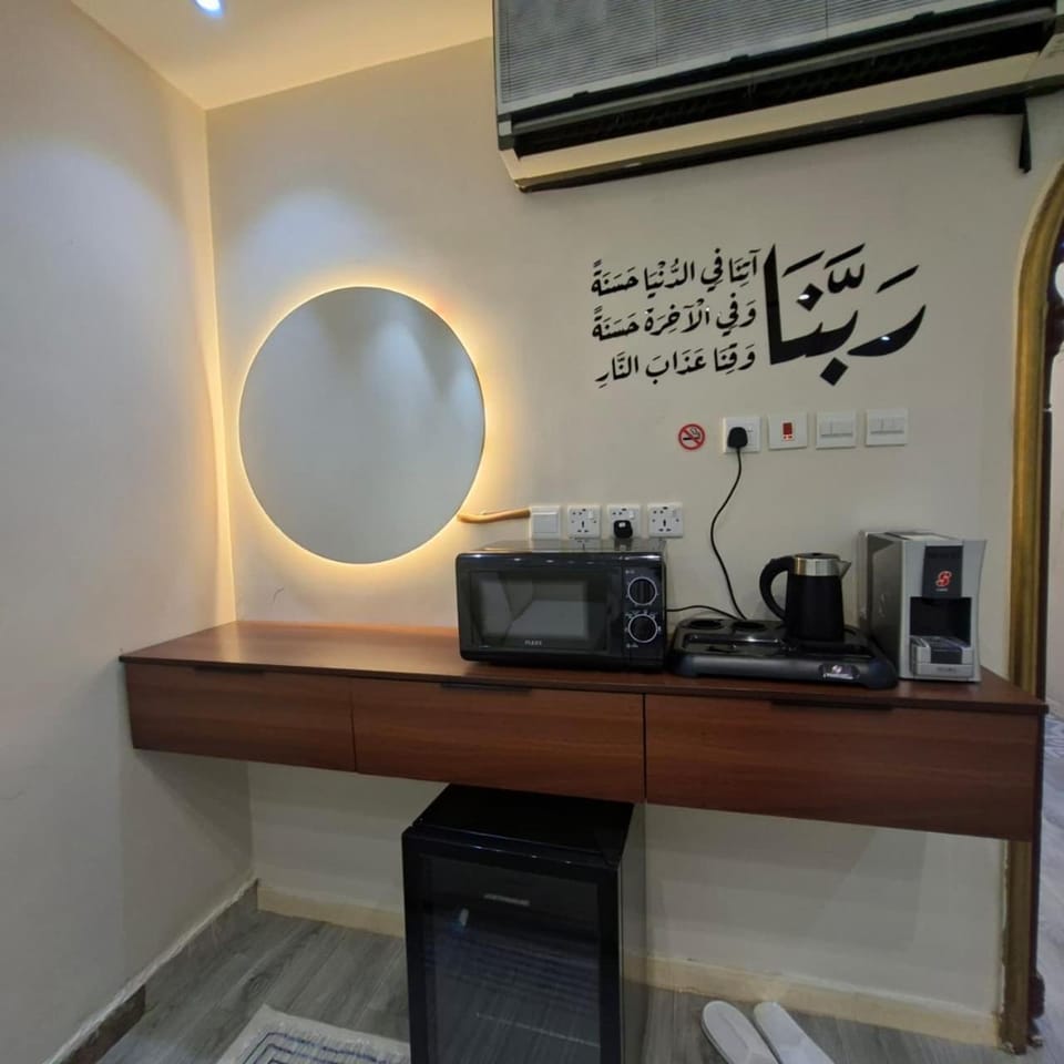 Coffee/tea facilities, Kitchen or kitchenette, minibar