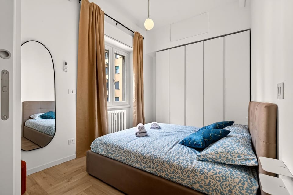 Bed, Bedroom, air conditioner