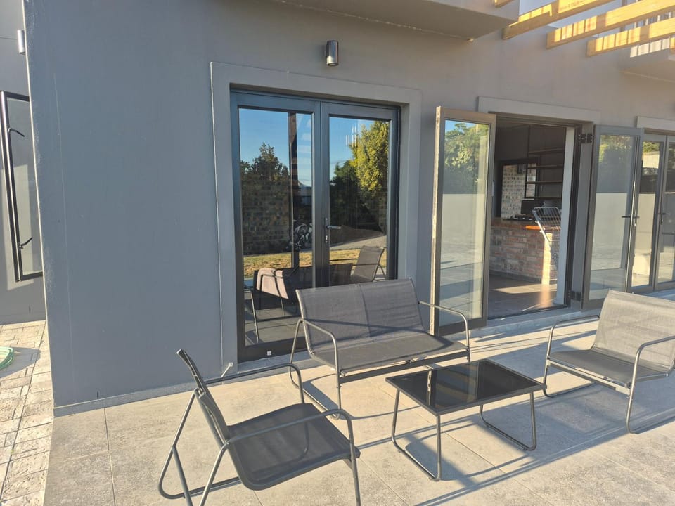 Patio, Balcony/Terrace