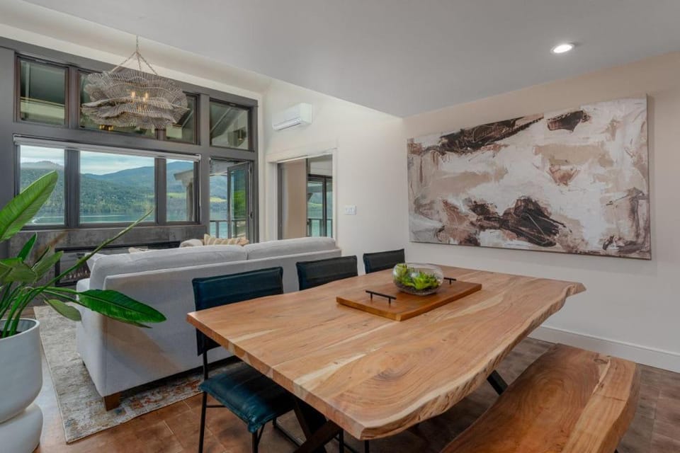 Lakefront Condo B4 Pool in Wapato Point Chelan House in Manson