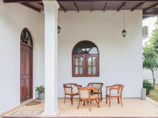 Ja-Ela Serenity Villa Spacious 4BR near Airport Villa in Western Province