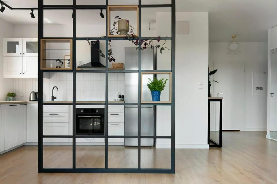 Kitchen or kitchenette, oven, stove