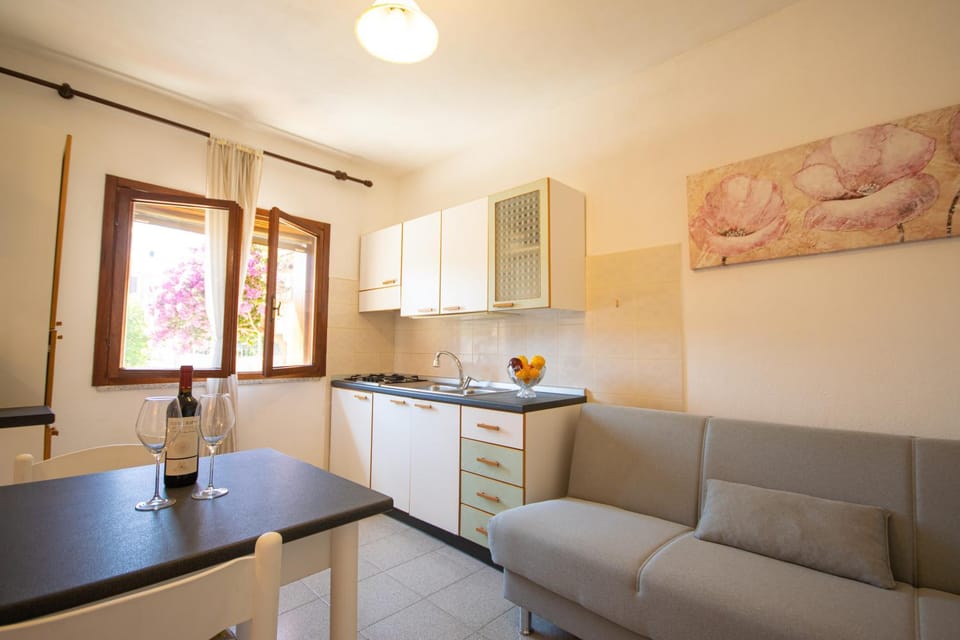 APT San Teodoro con Veranda, Parcheggio e Wi-Fi Apartment in Sardinia
