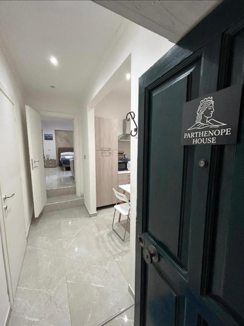 Parthenope house House in Naples