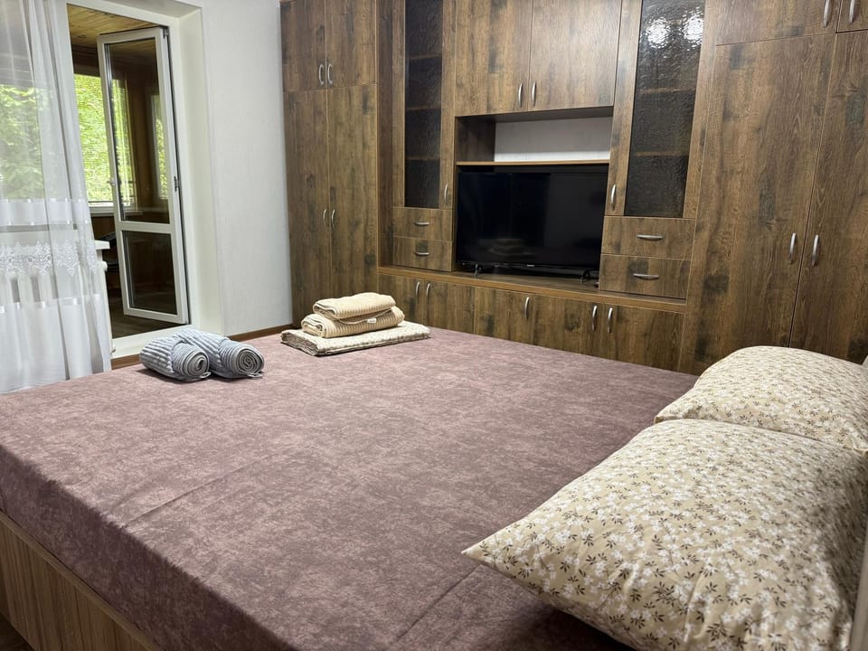 AeroHome Moldova ! Внимание !!! Квартира сдается только для дневного размещения !!! Без ночевки !!! No OVERNIGHT!!! Информация о заселении и выселении на главном фото !!! Apartment in Chișinău