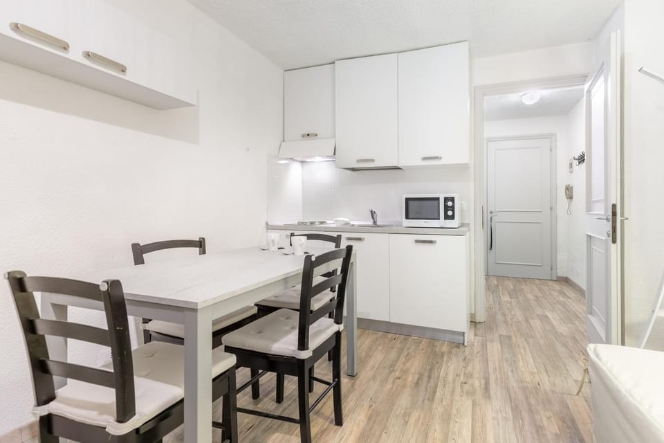 Hostdomus - Perla Grigia Apartment in Sestriere