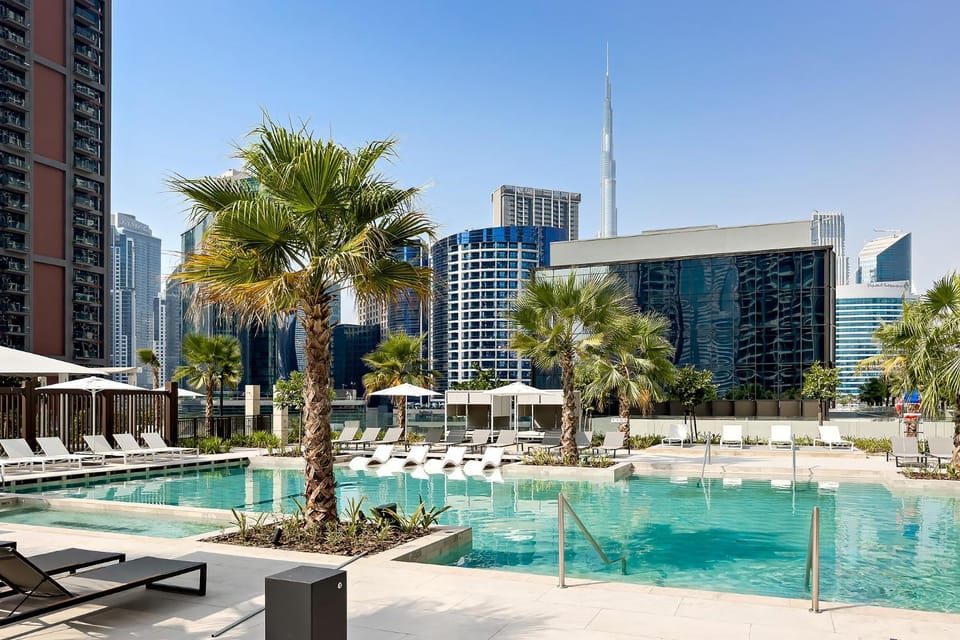 Pool view, Swimming pool