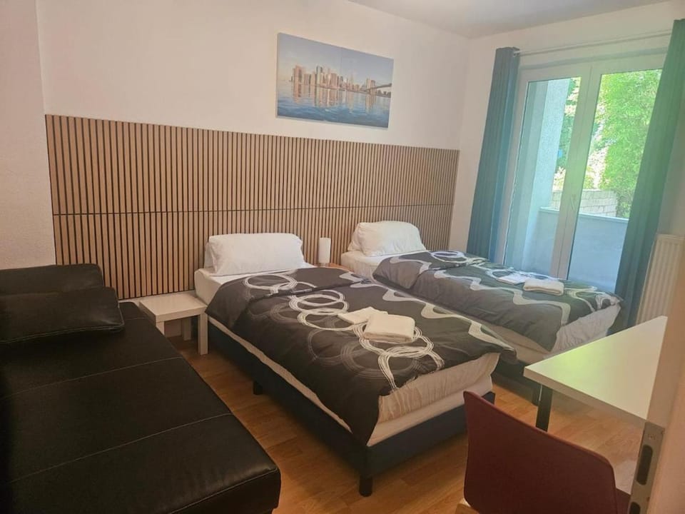 Cozy apartment with balcony & garden in EssenCozy apartment with balcony & garden in Essen Apartment in Essen