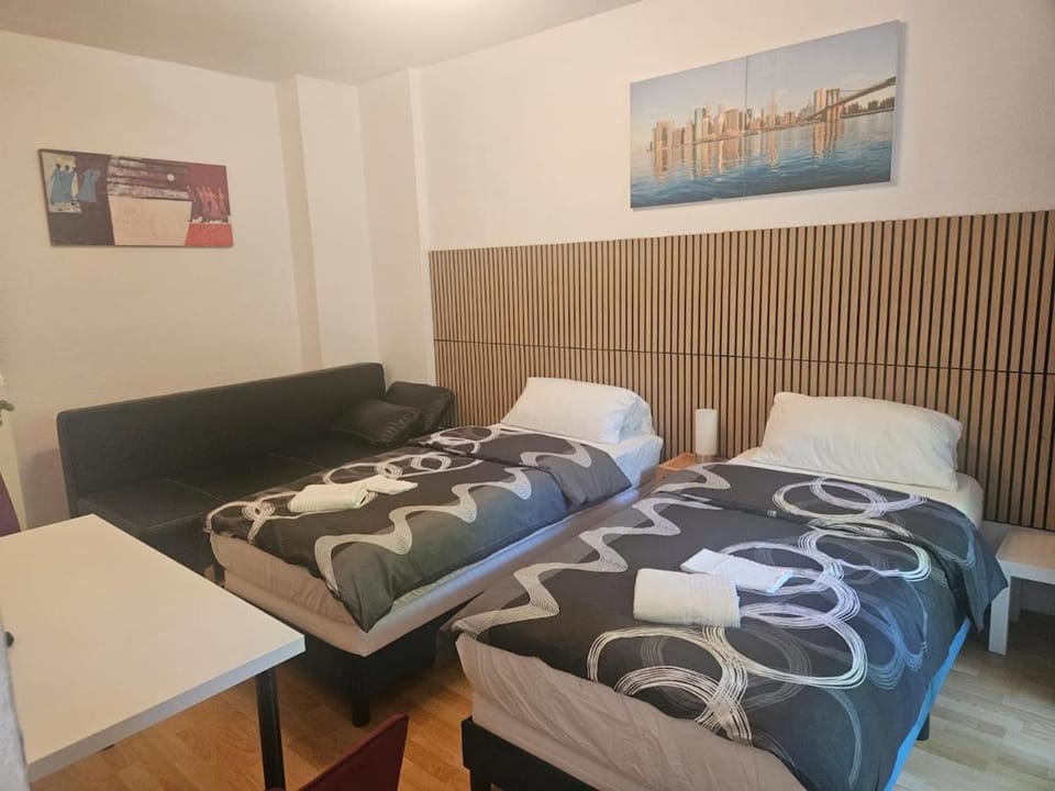 Cozy apartment with balcony & garden in EssenCozy apartment with balcony & garden in Essen Apartment in Essen