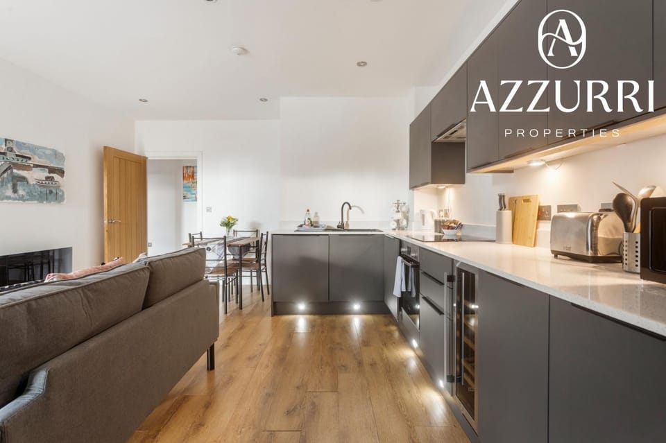 Kitchen or kitchenette, toaster