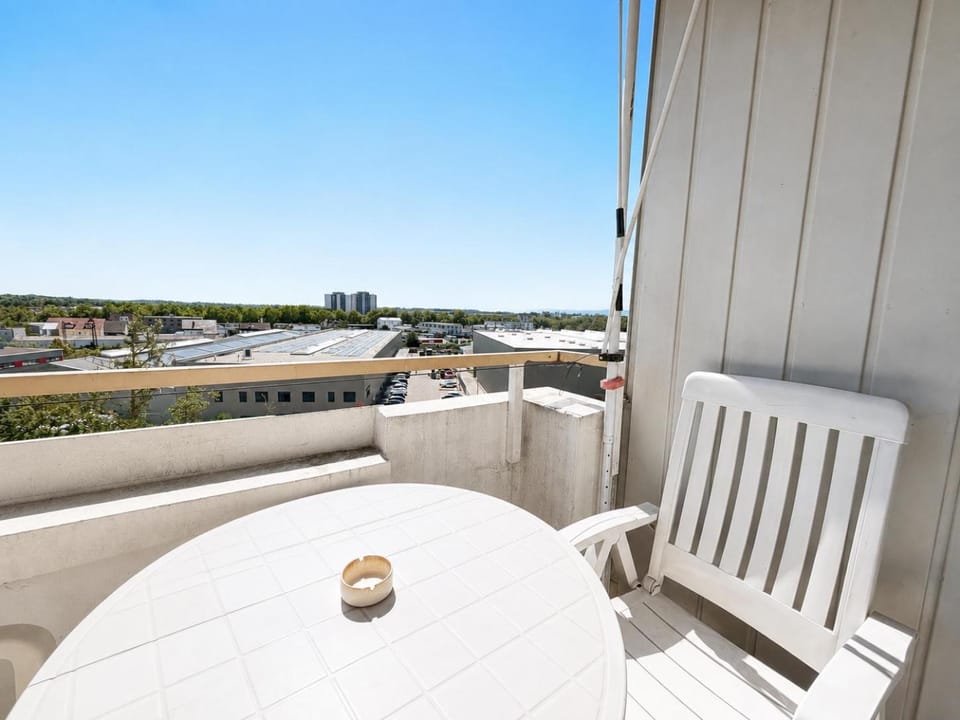 View (from property/room), Balcony/Terrace, Seating area