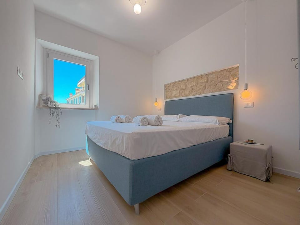 NEW In the Heart of Numana, 2 Bedrooms - AC by Host Hero Apartment in Numana