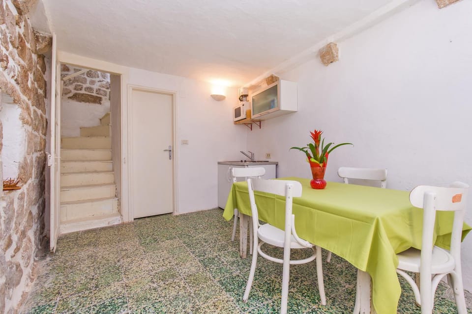 Property building, Other, Dining area