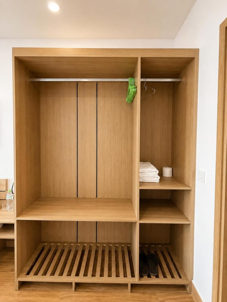 wardrobe