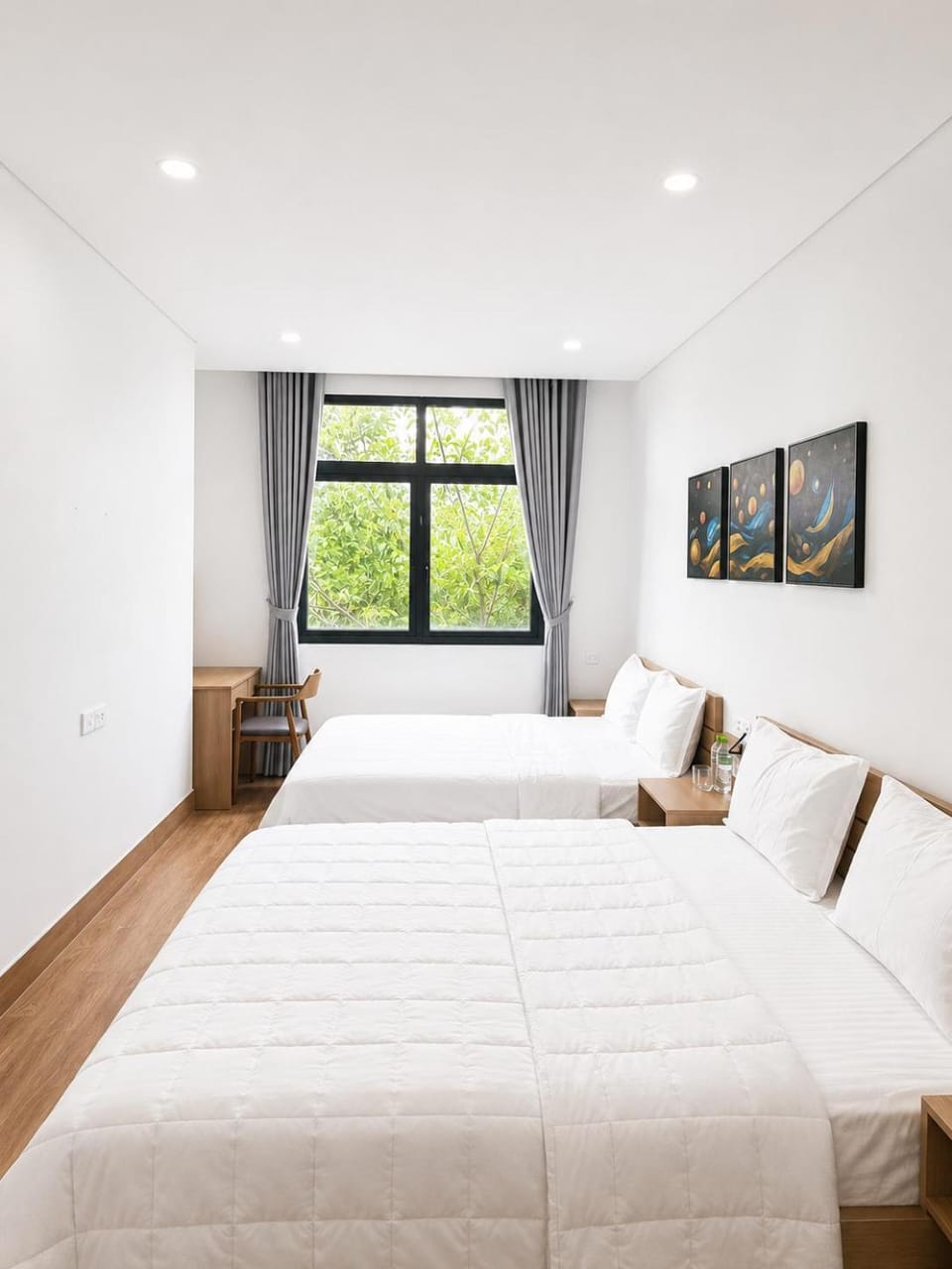 Bed, Photo of the whole room