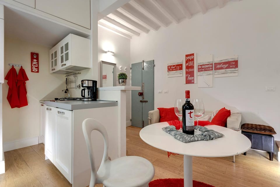 Kitchen or kitchenette, Living room, Dining area