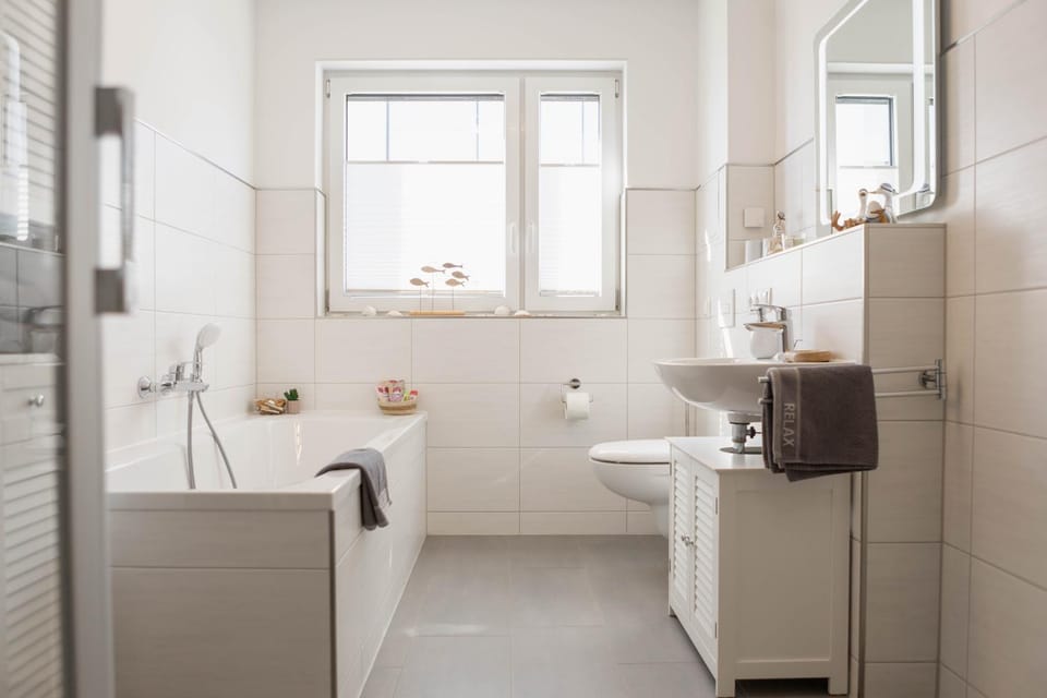 Toilet, Bathroom, Bath, towels