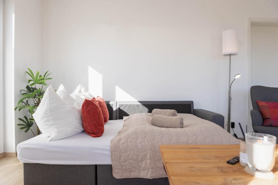 Bed, Living room