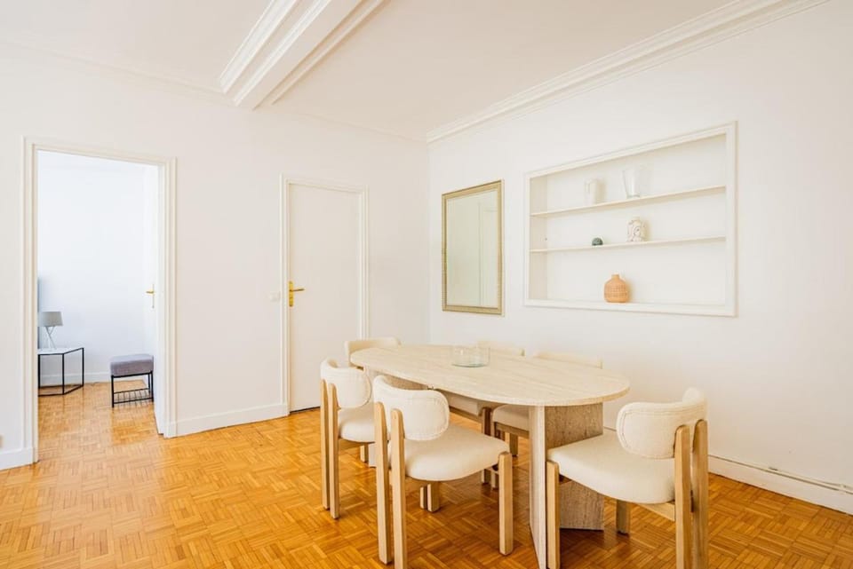Premium-1 bedroom - Trocadéro - Eiffel Tower - Paris 16 Apartment in Paris