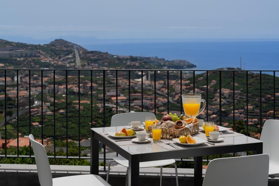 Day, Natural landscape, Balcony/Terrace, Food and drinks, Other, Food, Sea view, Breakfast, Continental breakfast, Drinks