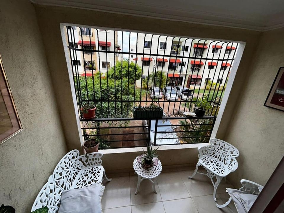 Modern 2BR & 2BA Apartment, Private Parking, Near SDQ Airport & Beach Apartment in Distrito Nacional