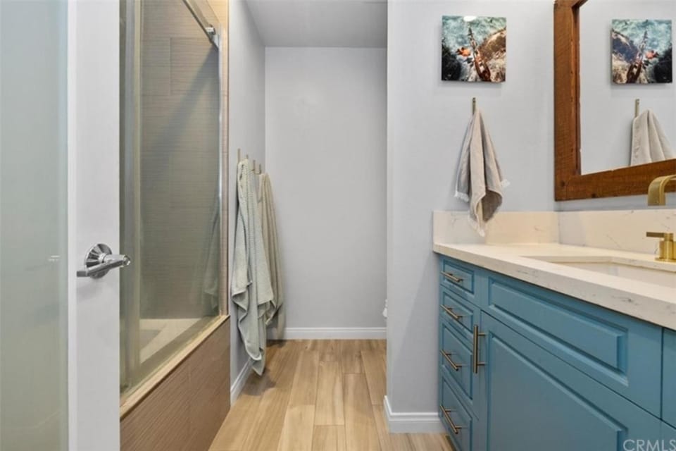 Ocean View One Bedroom Near Hermosa Beach Apartment in Hermosa Beach