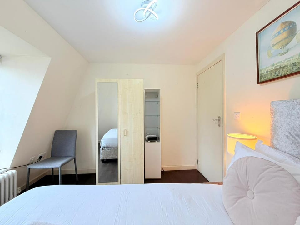 Central Euston Station 2-Bedroom flat Apartment in London Borough of Islington