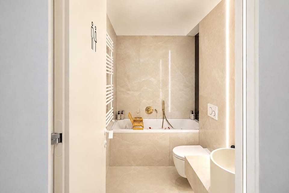 Toilet, Bathroom