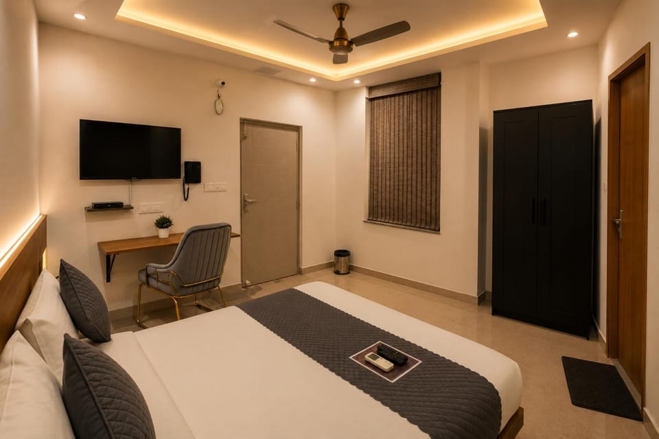 Bed, Bedroom