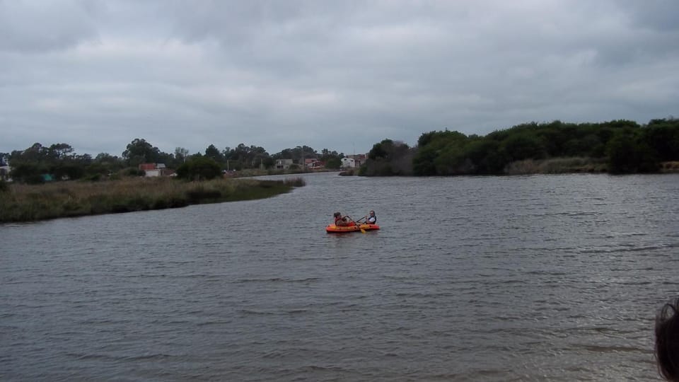Canoeing, Entertainment