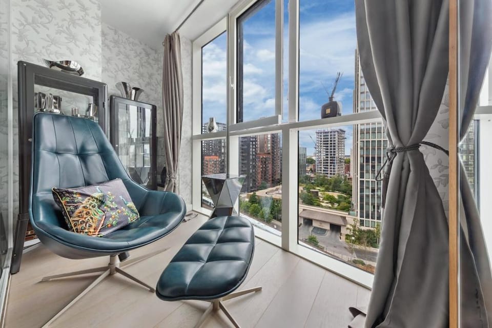 Balcony/Terrace, Seating area, City view