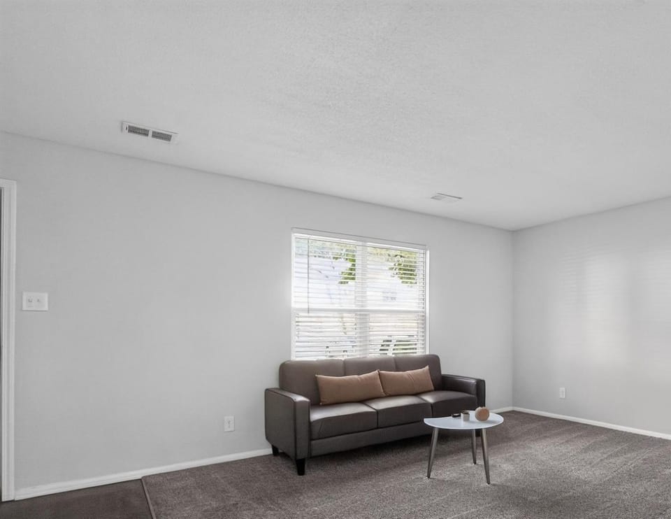 Comfortable 2BR Retreat at Country Lakes Apartment in Indianapolis