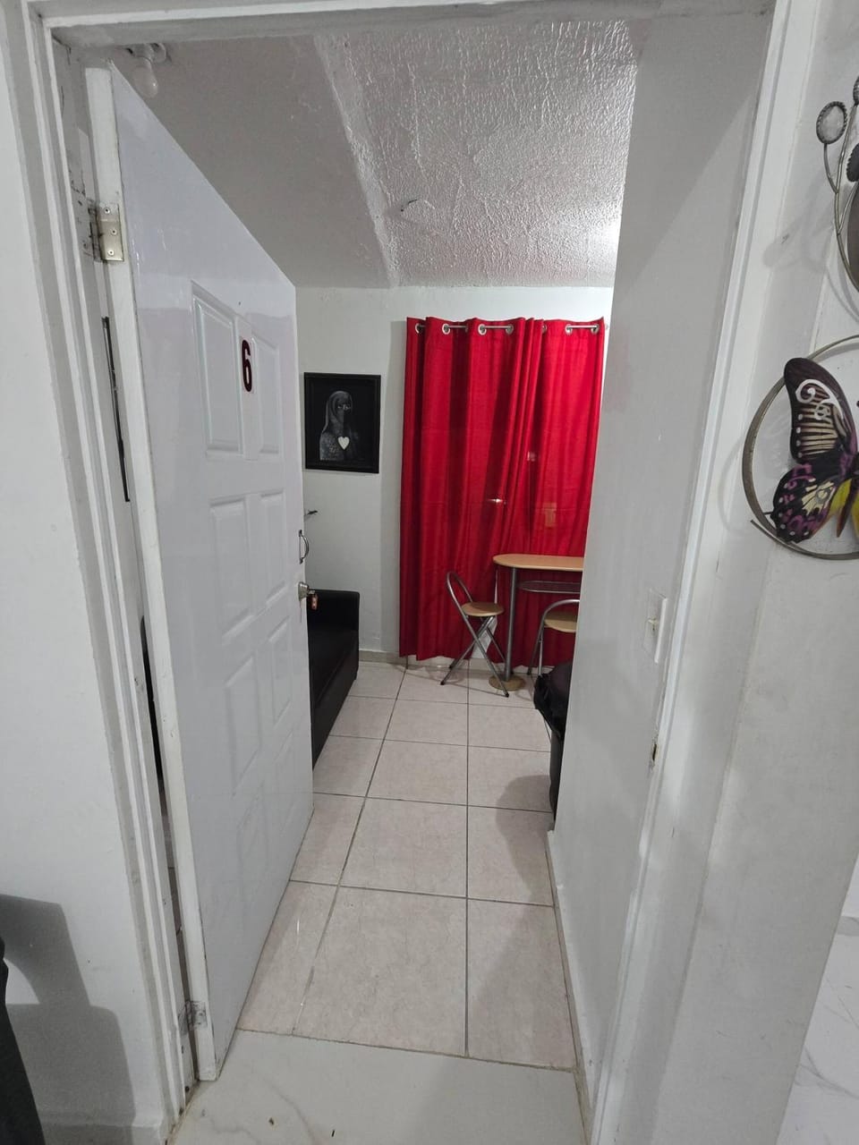 Communal lounge/ TV room, Living room