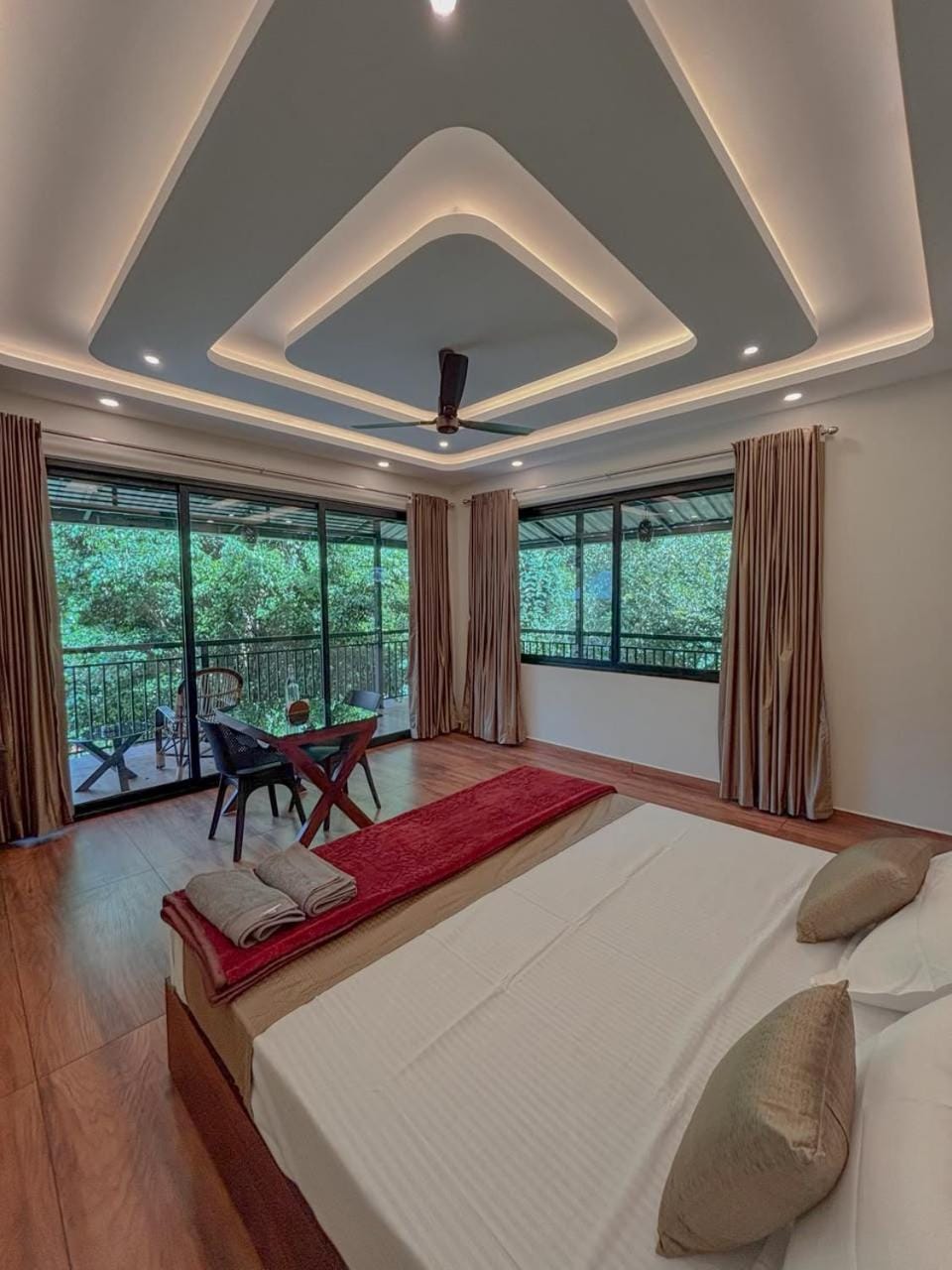 Photo of the whole room