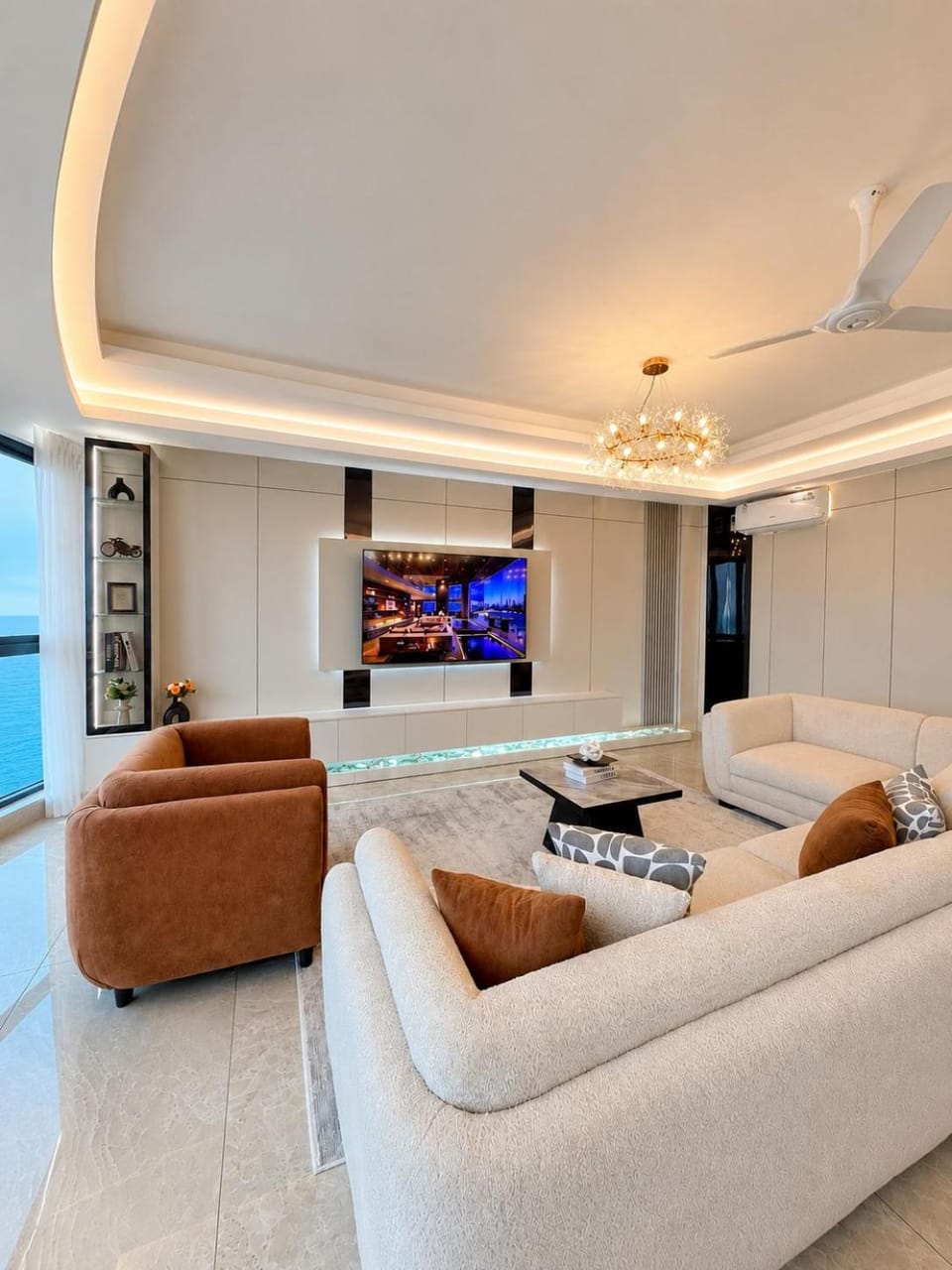 Nauras Towers Beachfront Penthouse10 Gym, Pool Steam AC Apartment in Mombasa County