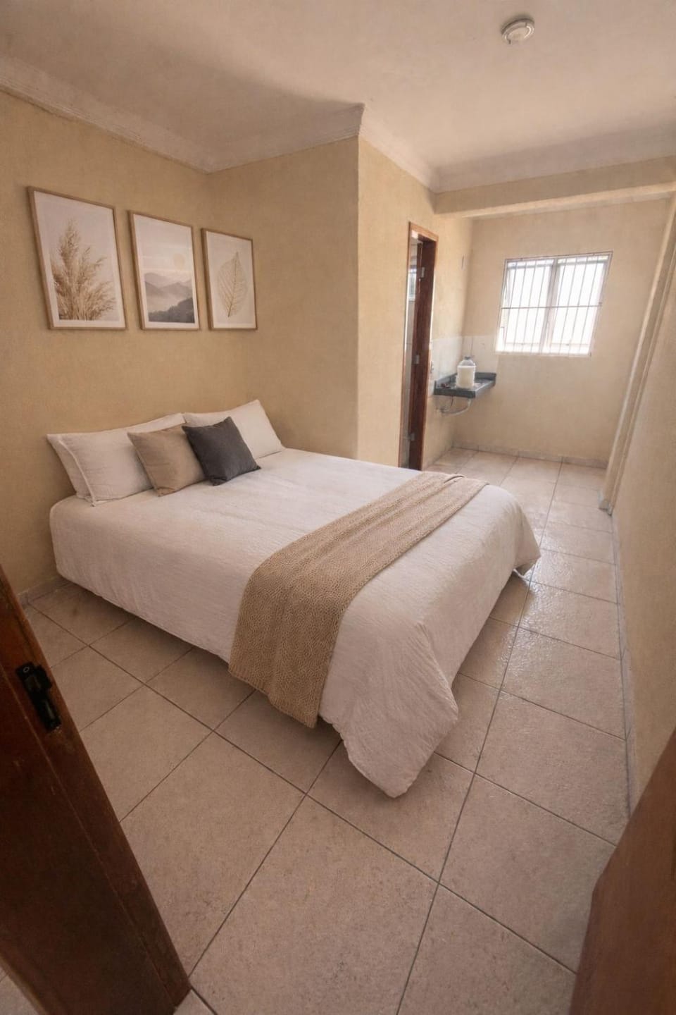 Alameda Hostel Bed and Breakfast in Goiania