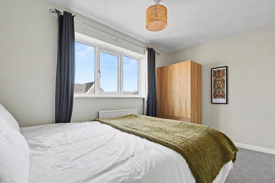 Bed, Bedroom, wardrobe