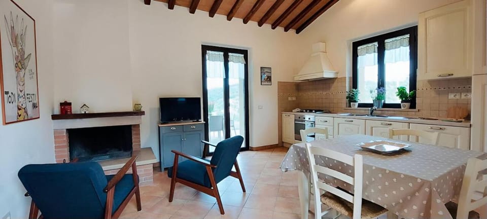 TV and multimedia, Kitchen or kitchenette, Living room
