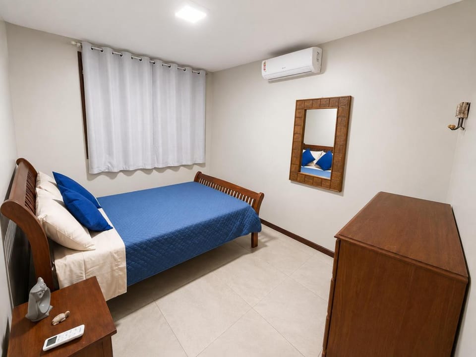 Bed, Photo of the whole room, Bedroom, air conditioner