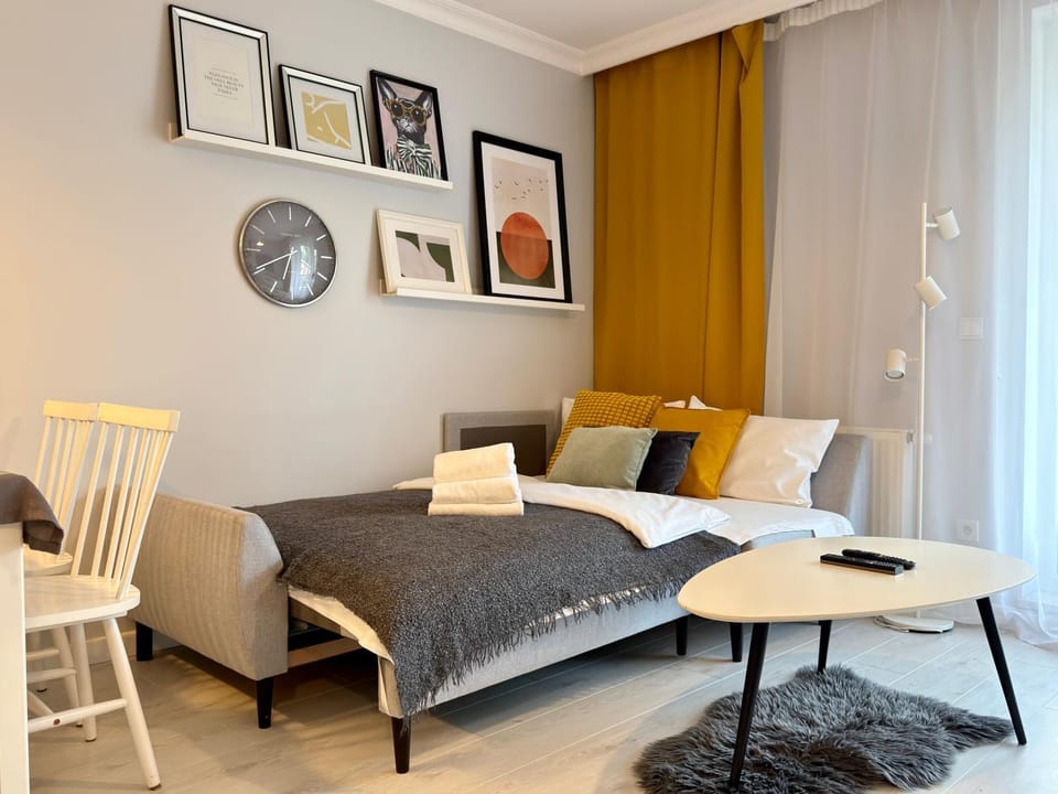 Living room, Photo of the whole room, Seating area