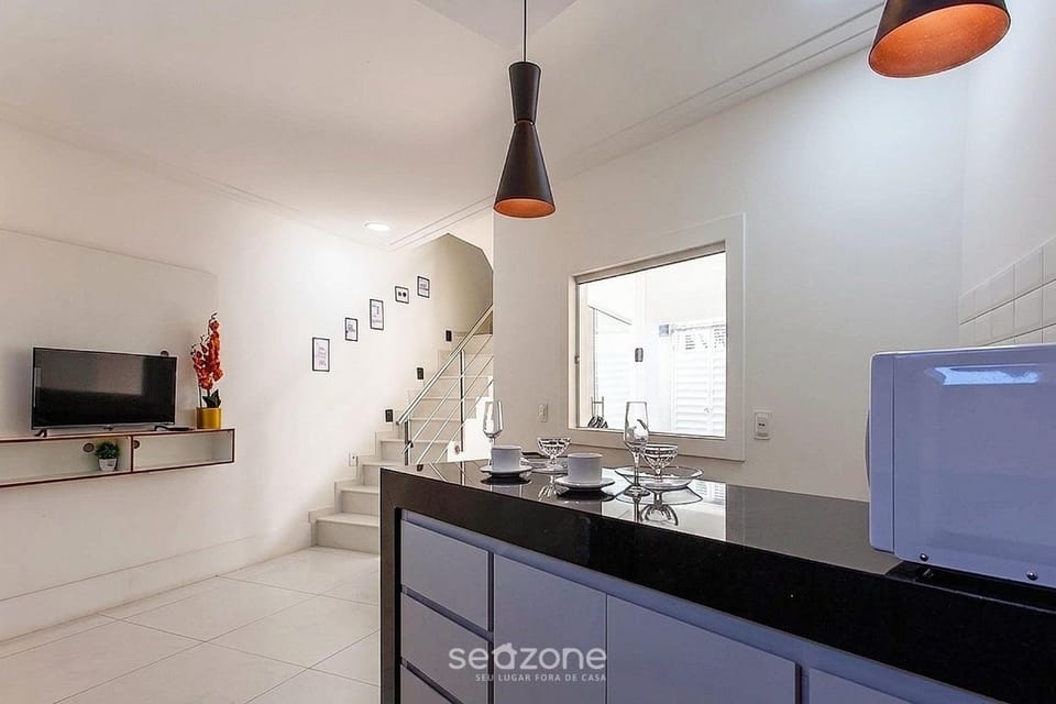TV and multimedia, View (from property/room), Kitchen or kitchenette, Living room
