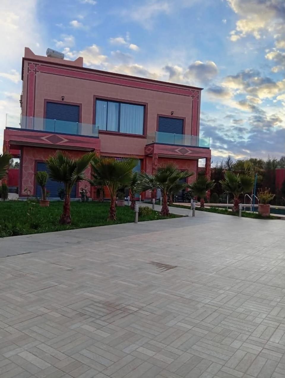 Villa haut standing avec piscine, hammam et Jacuzzi Villa in Marrakesh-Safi