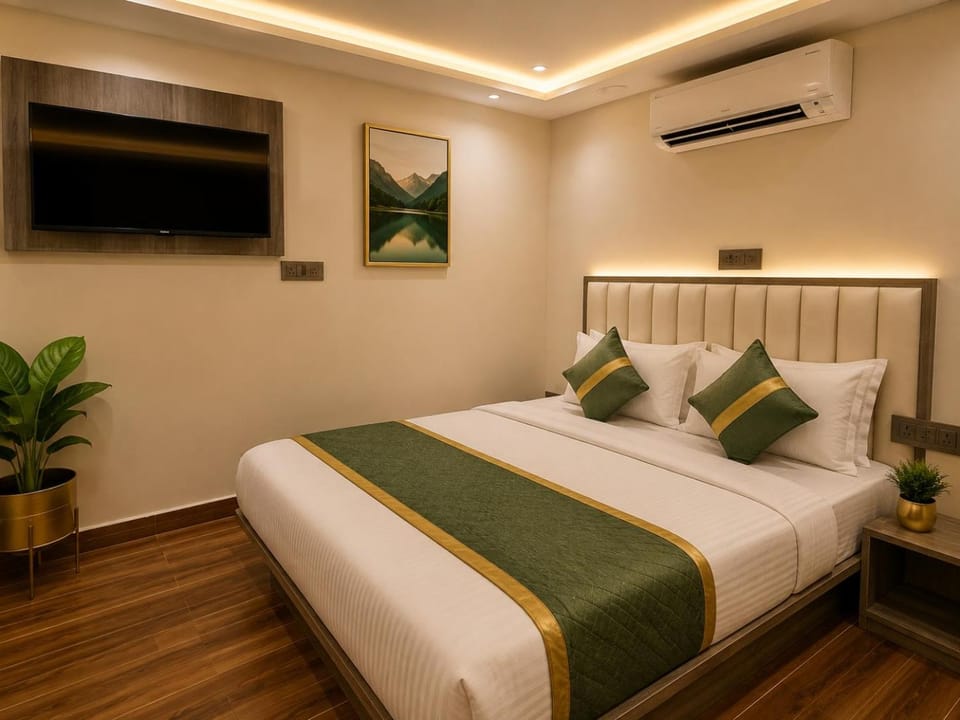 Glitz Royce -Nr Jio Centre & Kurla Station Hotel in Mumbai
