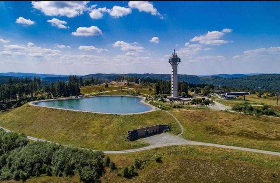 Nearby landmark, Mountain view
