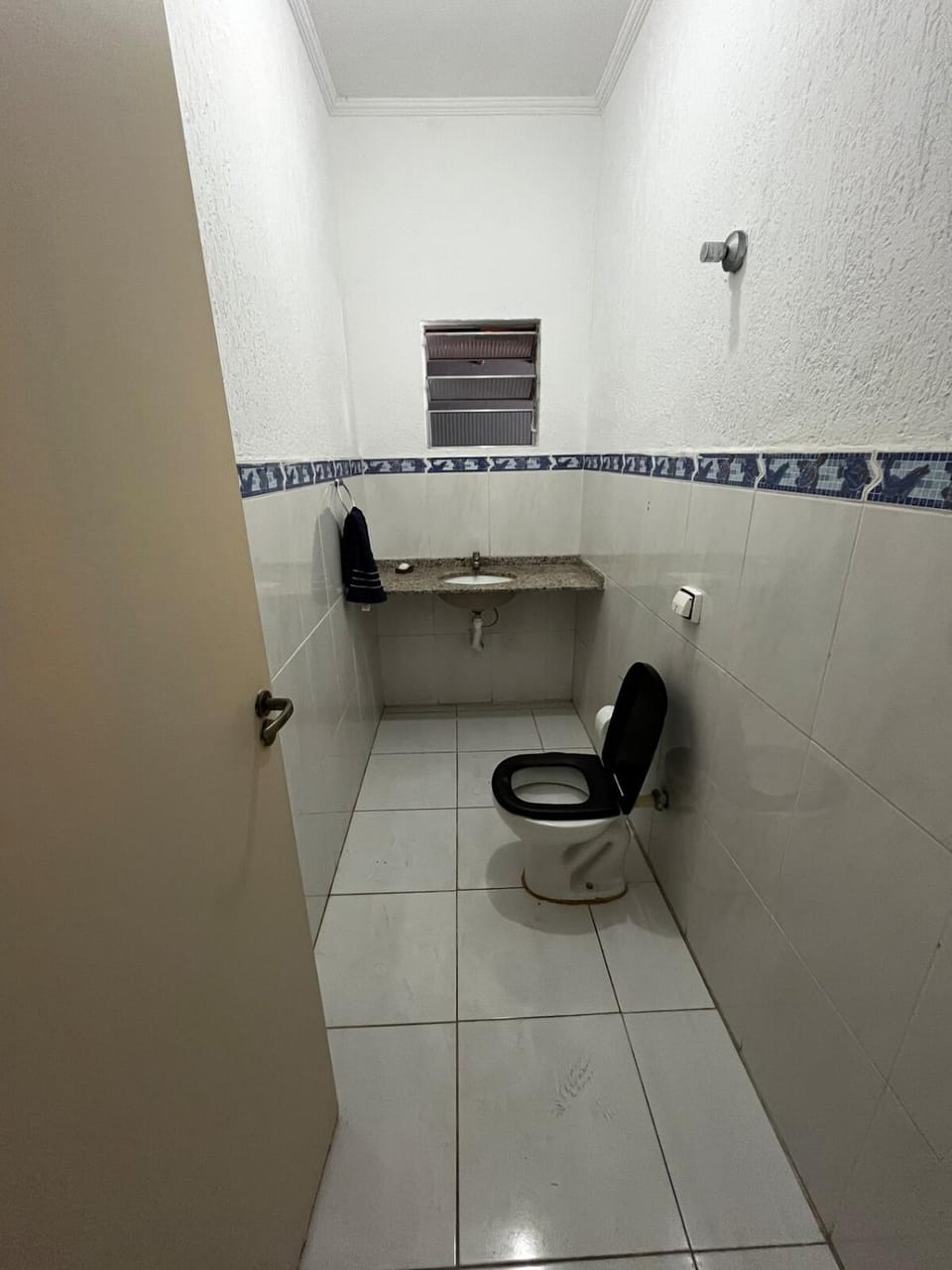 Casa confortável de 4 suítes a 400m da praia House in Caraguatatuba