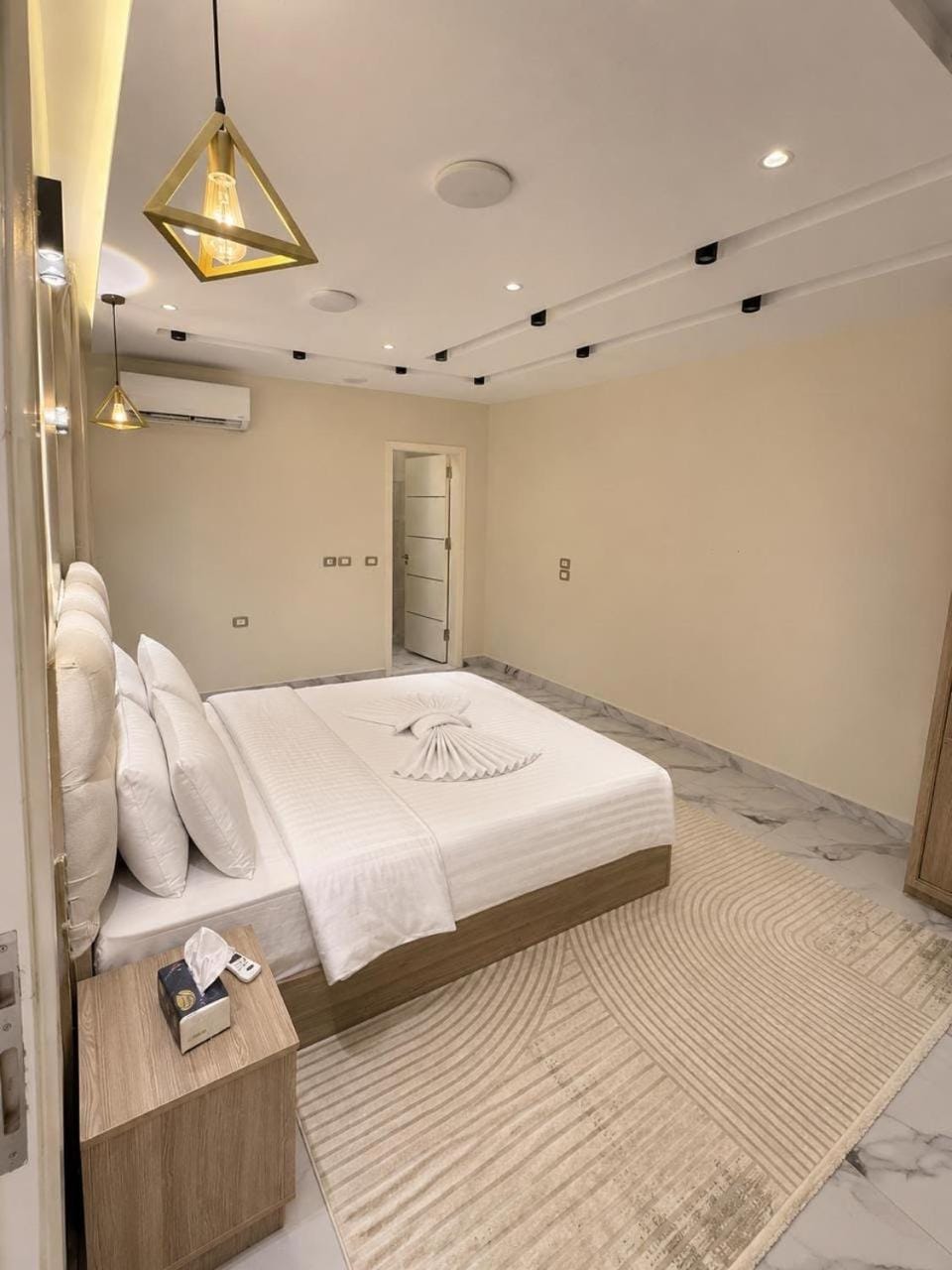 Bed, Photo of the whole room, Bedroom, towels, wardrobe, air conditioner