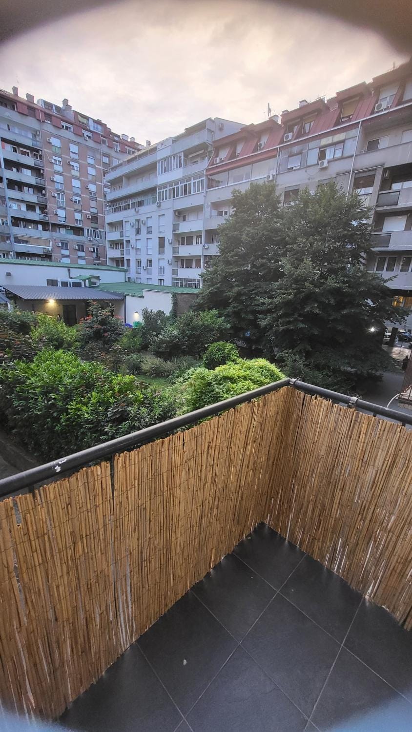 Modern Apartment Near City Center Apartment in Belgrade